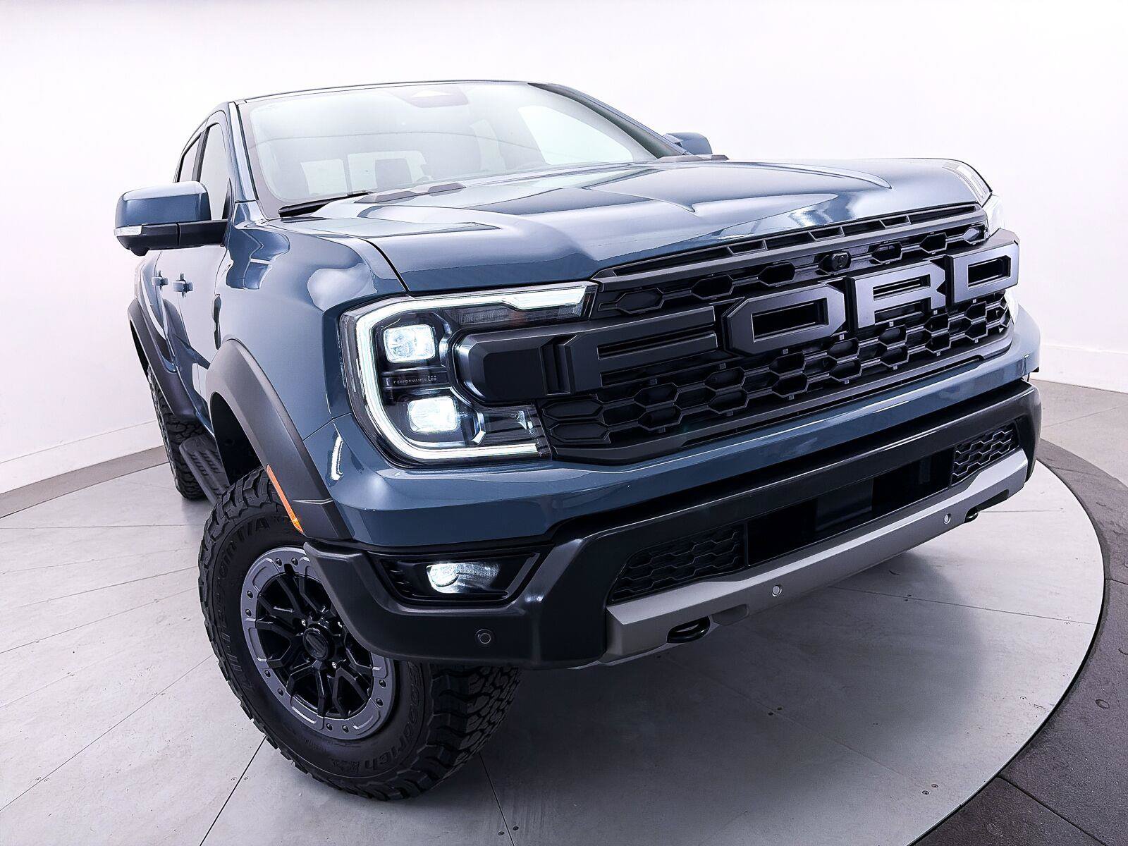 Used 2025 Ford Ranger Raptor AWD/4WD image 3