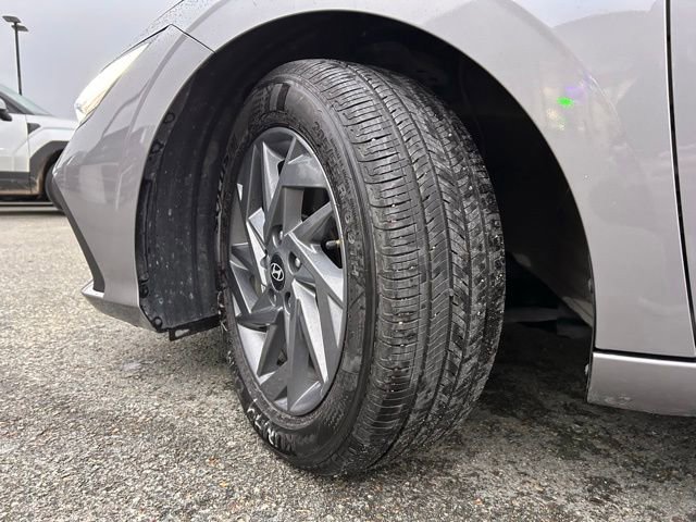 Used 2024 Hyundai Elantra SEL image 10