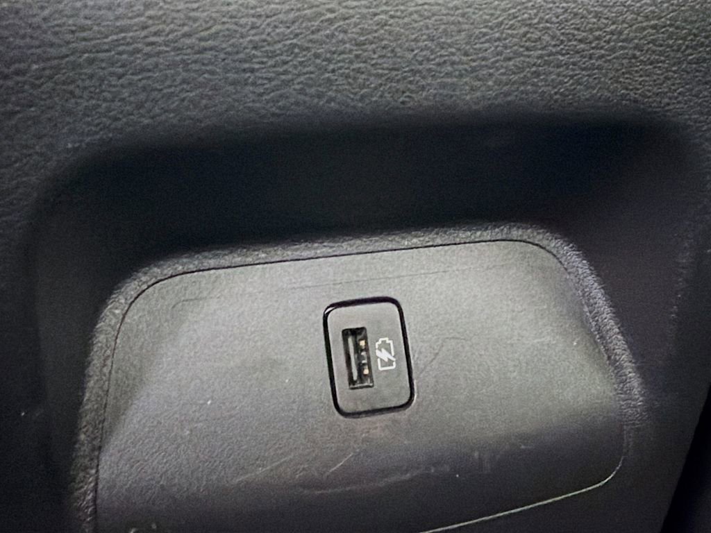 Used 2025 Nissan Sentra SV FWD image 26