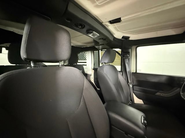 Used 2018 Jeep Wrangler Unlimited Sport S AWD/4WD image 26