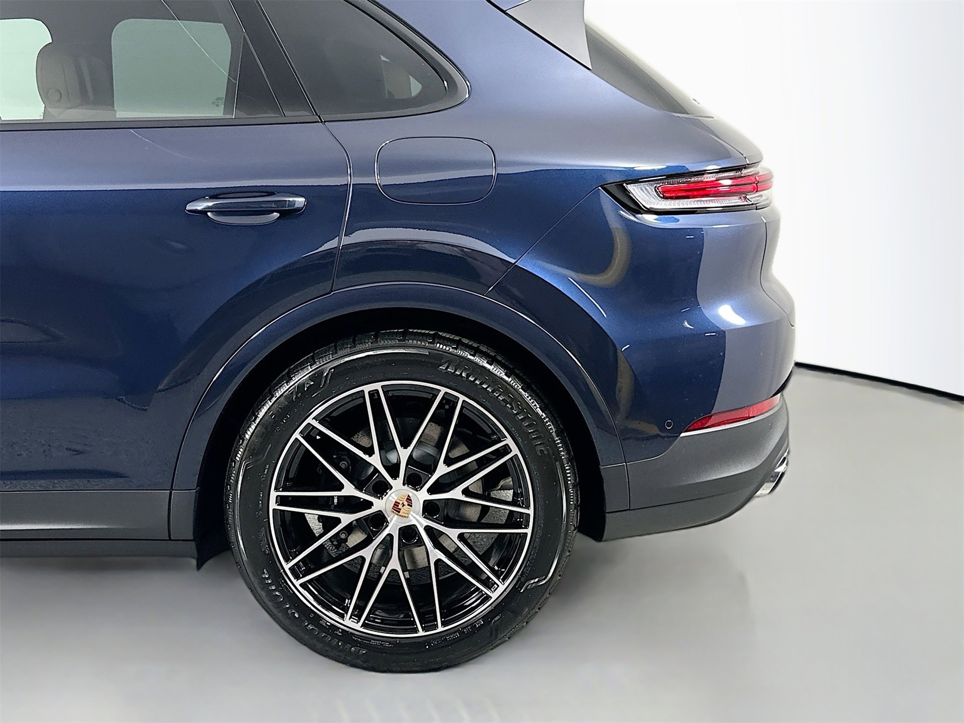 New 2026 Porsche Cayenne E-Hybrid image 12