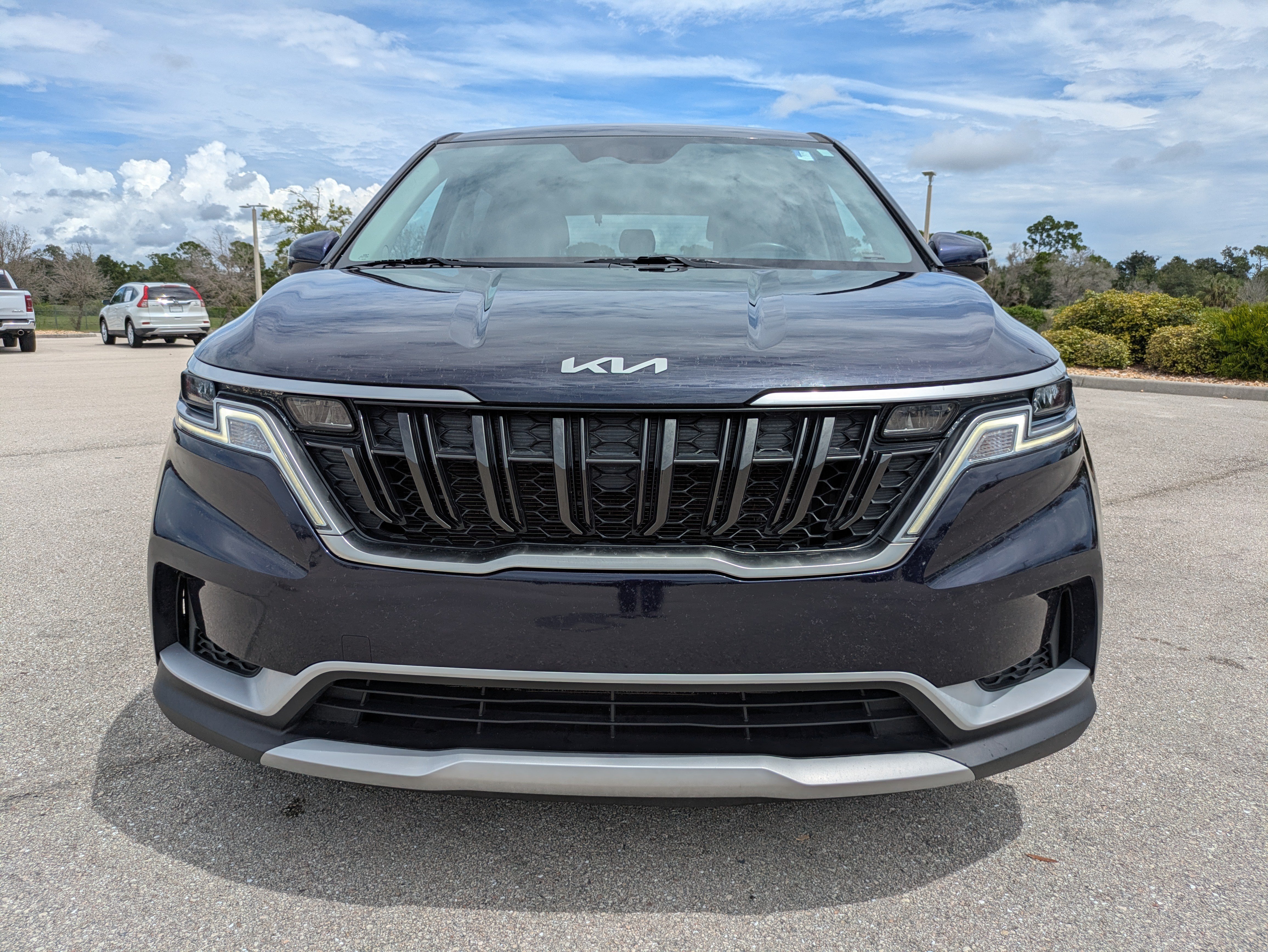 Certified 2024 Kia Carnival LX FWD image 9