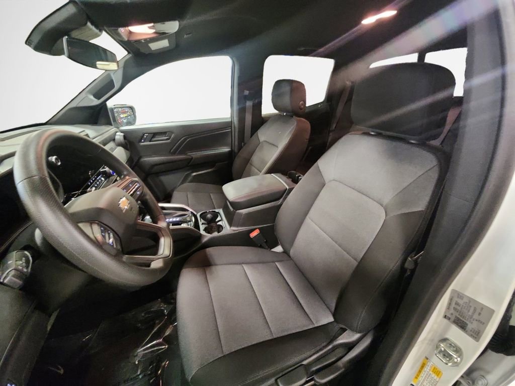 Certified 2025 Chevrolet Colorado W/T w/ Advanced Trailering Package image 12