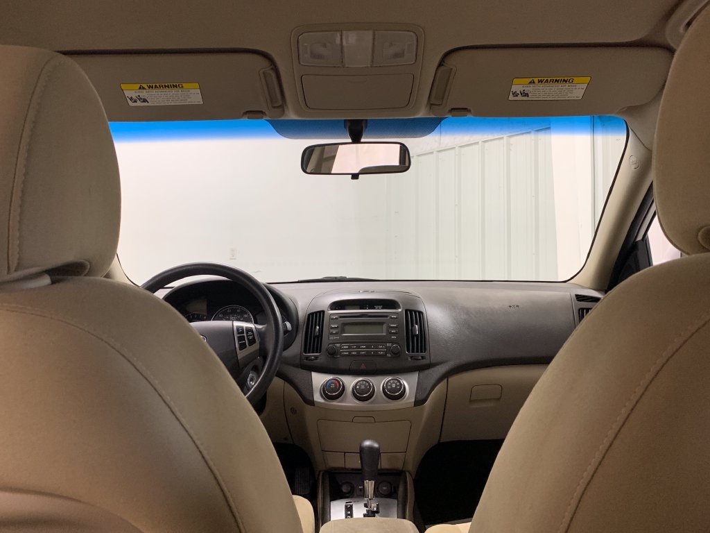 Used 2010 Hyundai Elantra GLS FWD image 19