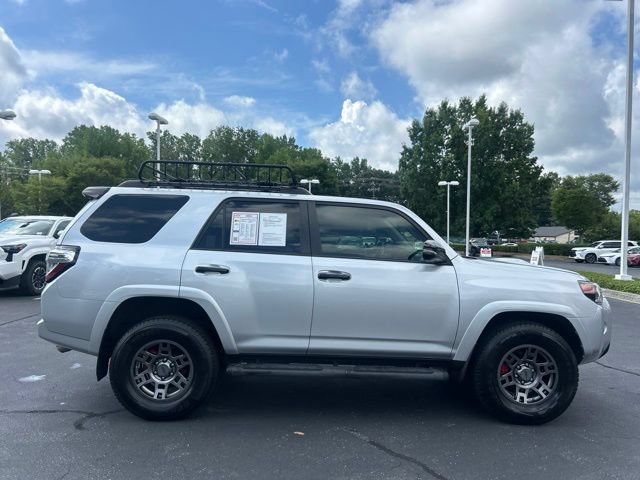 Used 2020 Toyota 4Runner Venture AWD/4WD image 5
