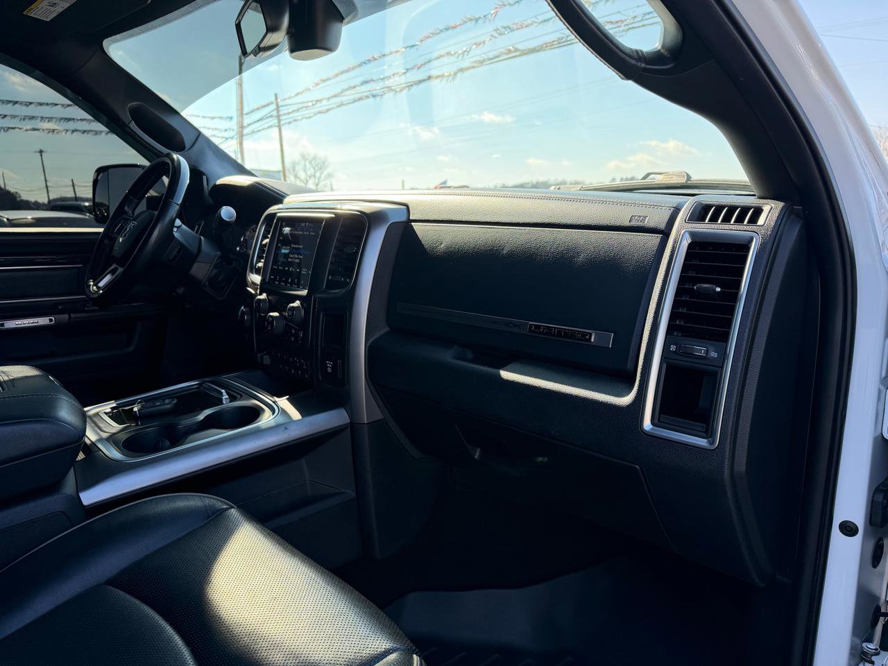 Used 2018 RAM 2500 Limited image 21