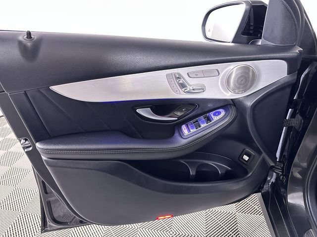 Used 2021 Mercedes-Benz GLC 300 image 23