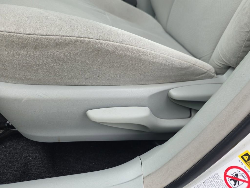 Used 2013 Toyota Prius Two image 13