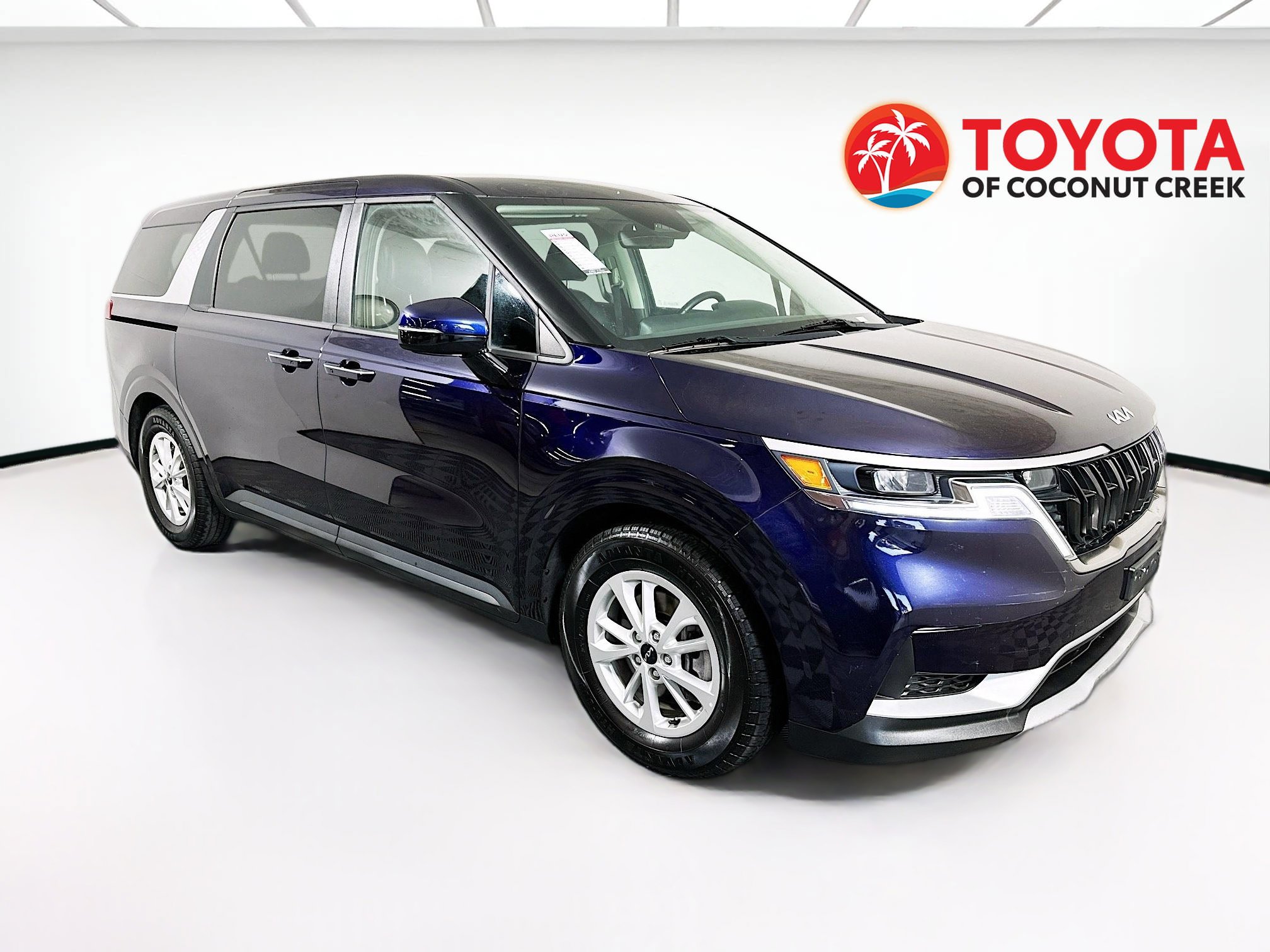 Used 2024 Kia Carnival LX
