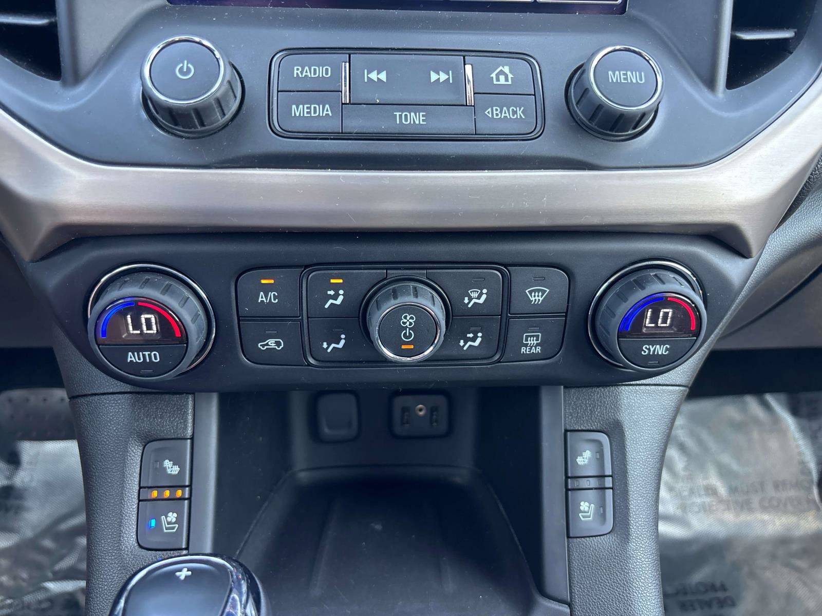 Used 2017 GMC Acadia Denali w/ Technology Package image 24