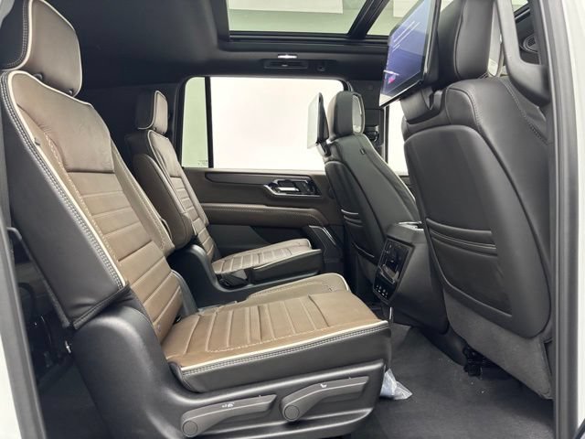 New 2026 GMC Yukon XL Denali Ultimate AWD/4WD image 41