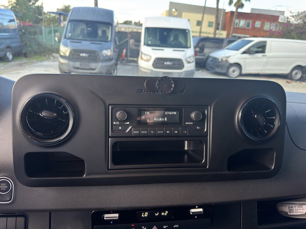 Used 2022 Mercedes-Benz Sprinter 144 Cargo image 45