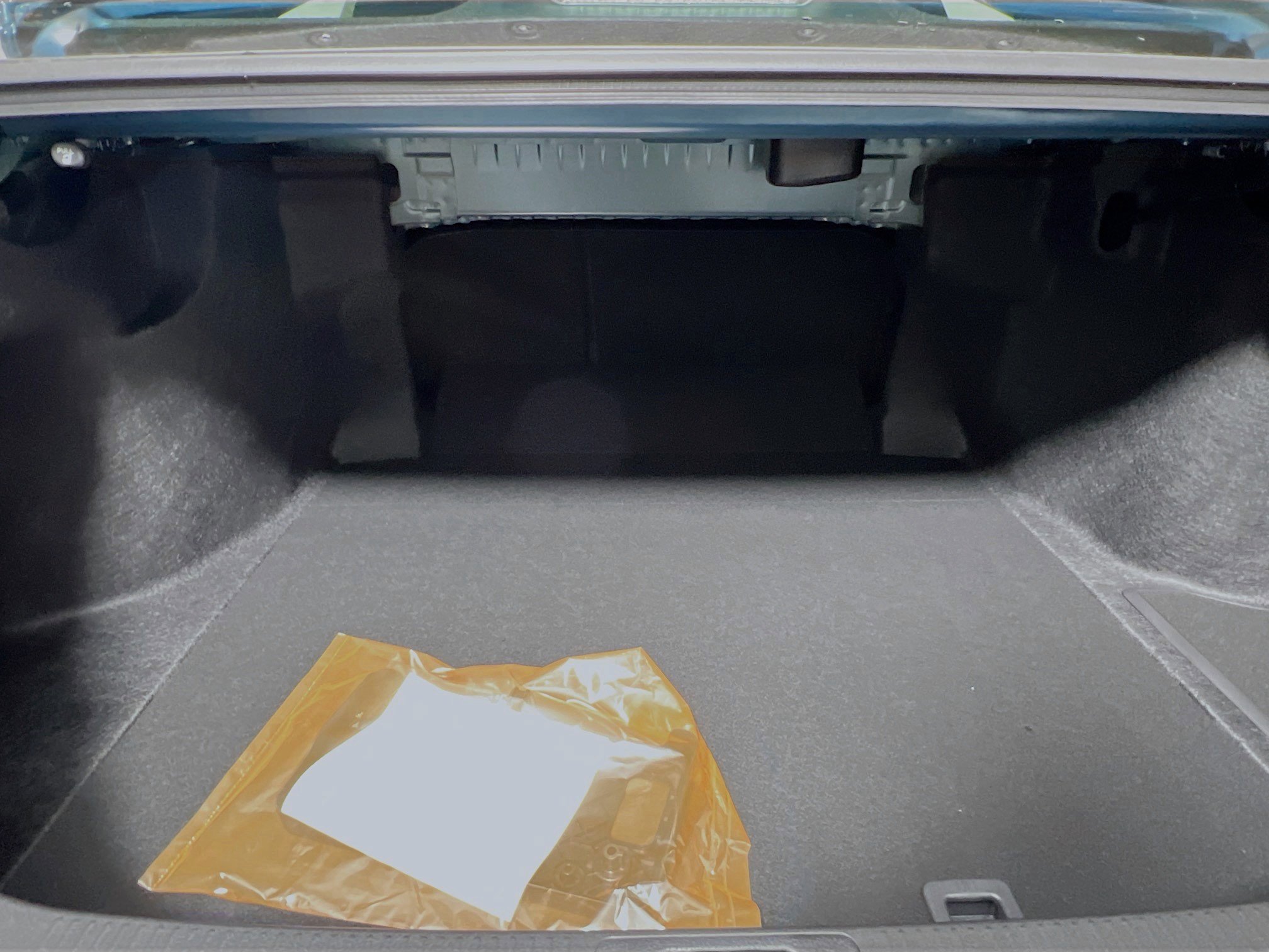 Used 2025 Toyota Camry SE w/ Convenience Package image 34