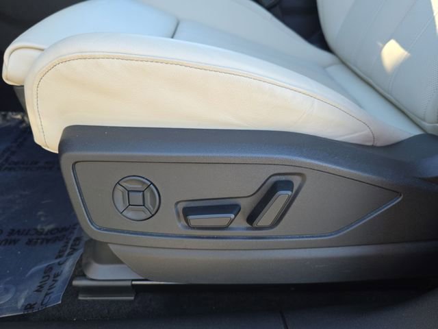 Used 2025 Audi Q5 Premium Plus image 43