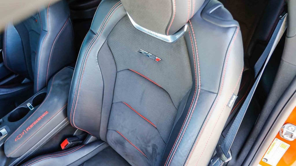 Used 2022 Chevrolet Camaro ZL1 image 25