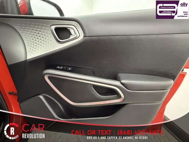 Used 2022 Kia Soul LX image 44