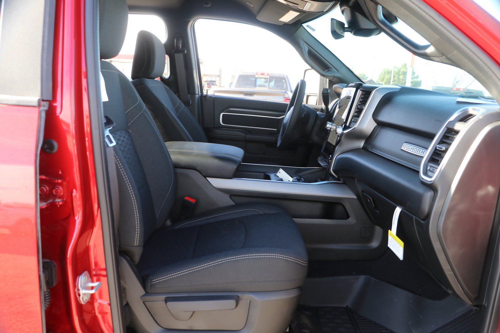 New 2026 RAM 2500 Big Horn AWD/4WD image 31