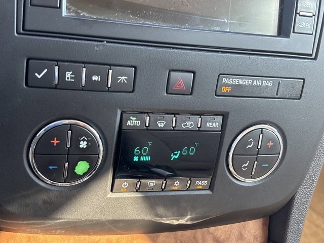 Used 2012 Buick Enclave Premium FWD image 34