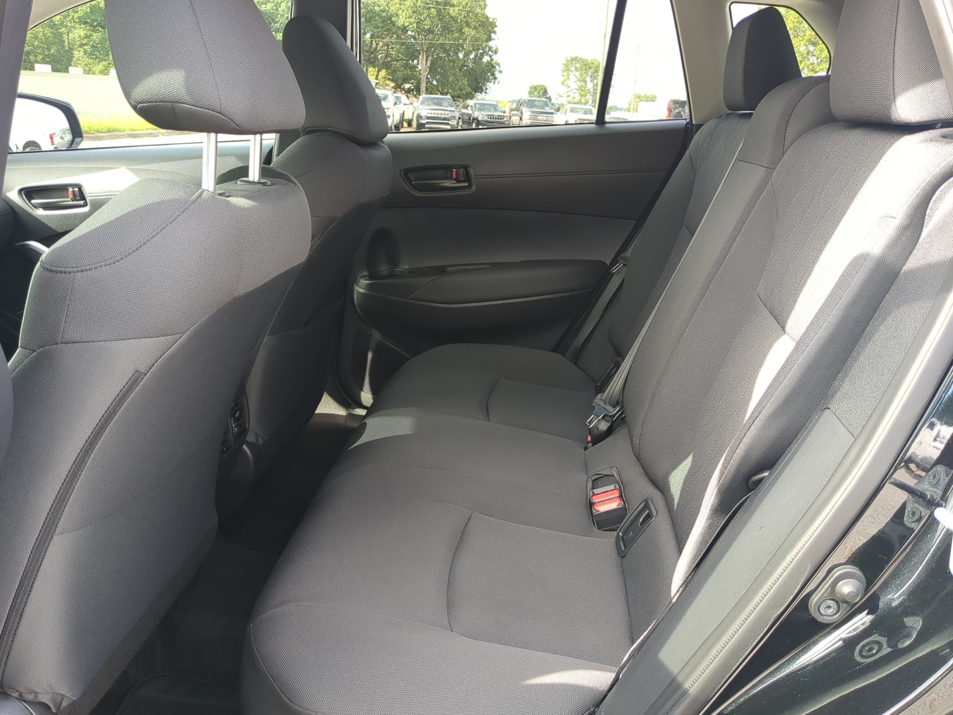 Used 2024 Toyota Corolla Cross LE FWD image 12