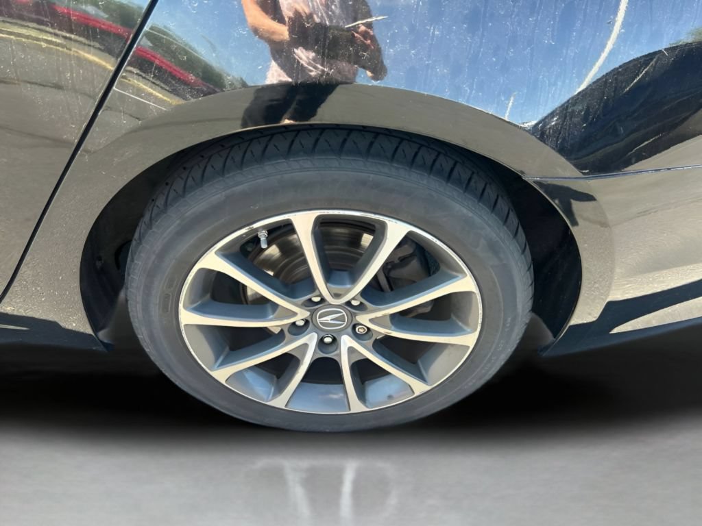 Used 2016 Acura TLX w/ Technology Package FWD image 13