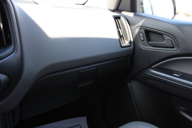 Used 2020 Chevrolet Colorado W/T w/ WT Convenience Package AWD/4WD image 15