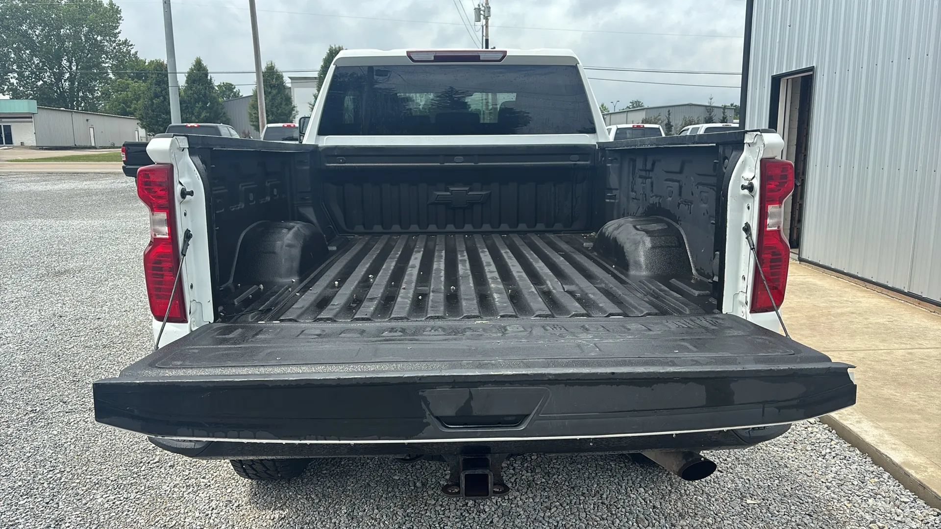 Used 2022 Chevrolet Silverado 2500 Custom w/ Custom Value Package AWD/4WD image 7