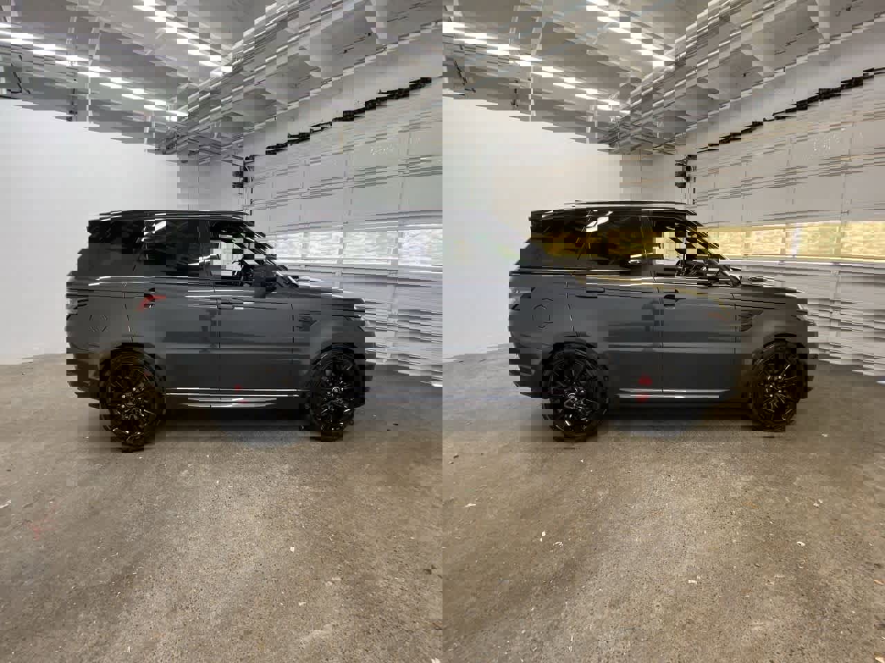 Used 2022 Land Rover Range Rover Sport HST image 7