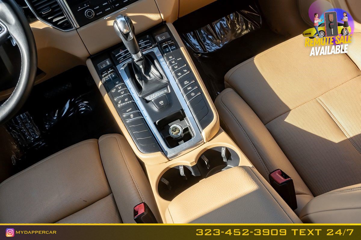 Used 2018 Porsche Macan AWD/4WD image 23