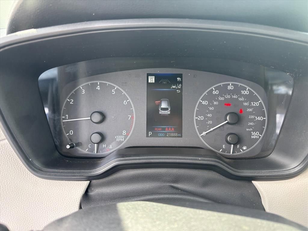 Used 2024 Toyota Corolla Cross L FWD image 7