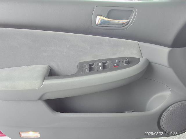 Used 2005 Honda Accord LX image 14
