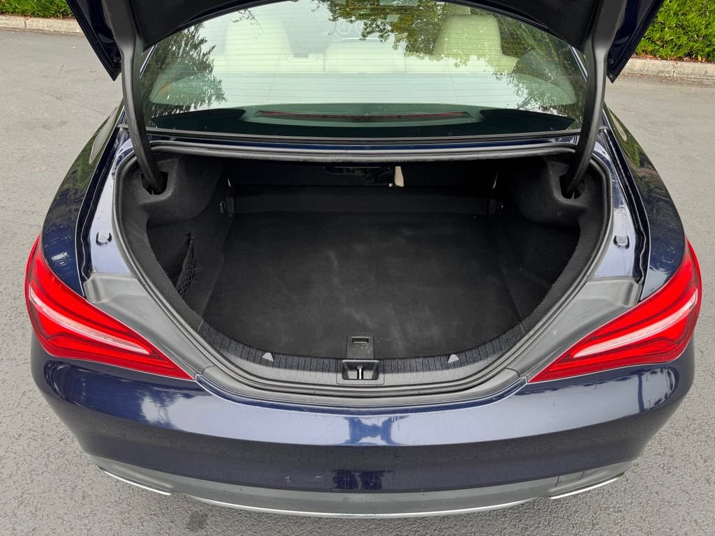 Used 2018 Mercedes-Benz CLA 250 4MATIC image 34