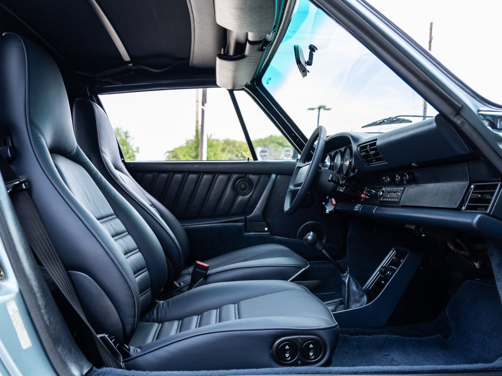 Used 1988 Porsche 911 Carrera RWD image 45