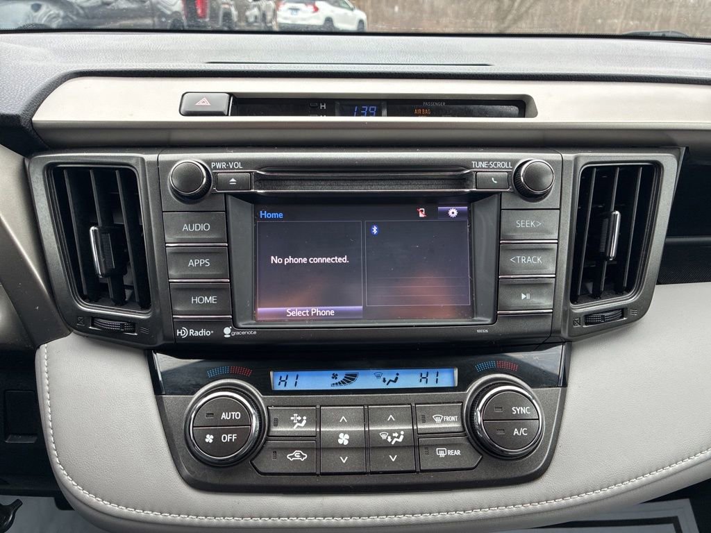 Used 2014 Toyota RAV4 XLE image 3