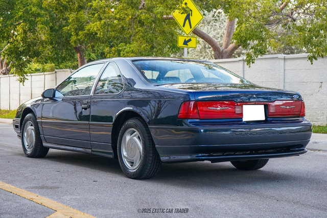 Used 1989 Ford Thunderbird Super RWD image 6