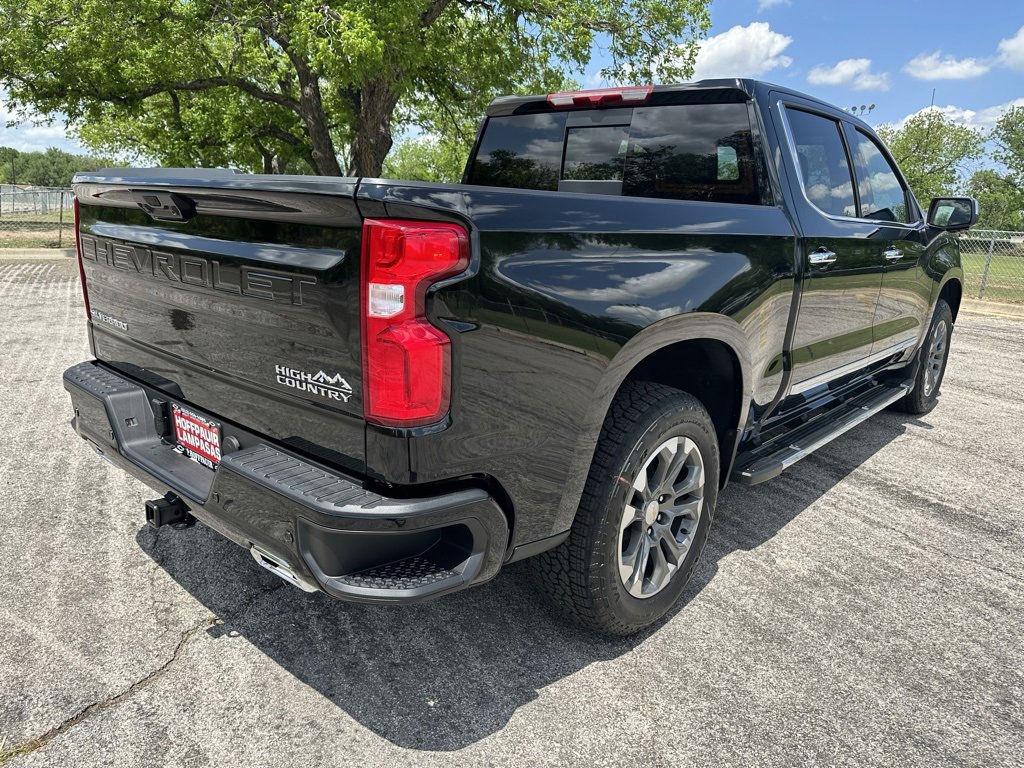 New 2025 Chevrolet Silverado 1500 High Country image 3