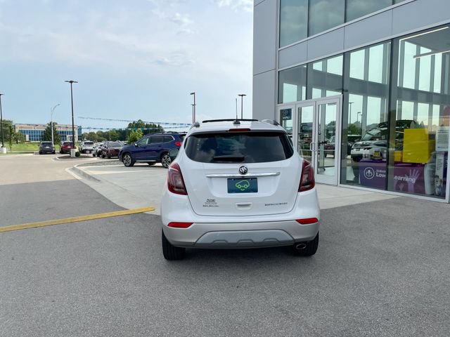 Certified 2018 Buick Encore Essence w/ Experience Buick Package FWD image 4