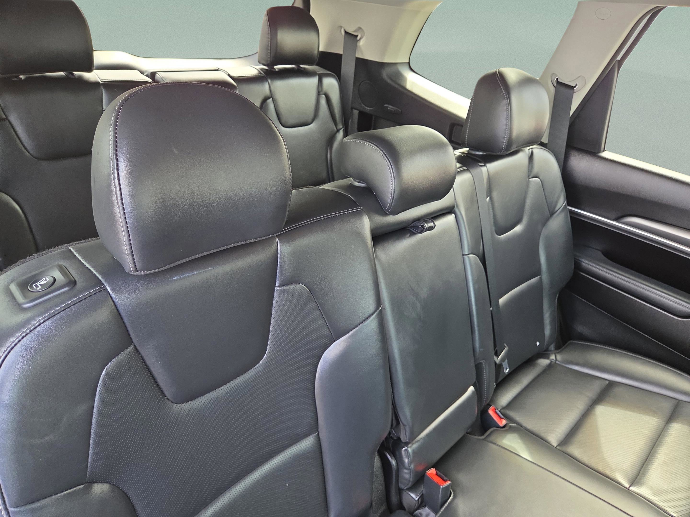 Used 2020 Kia Telluride LX image 34