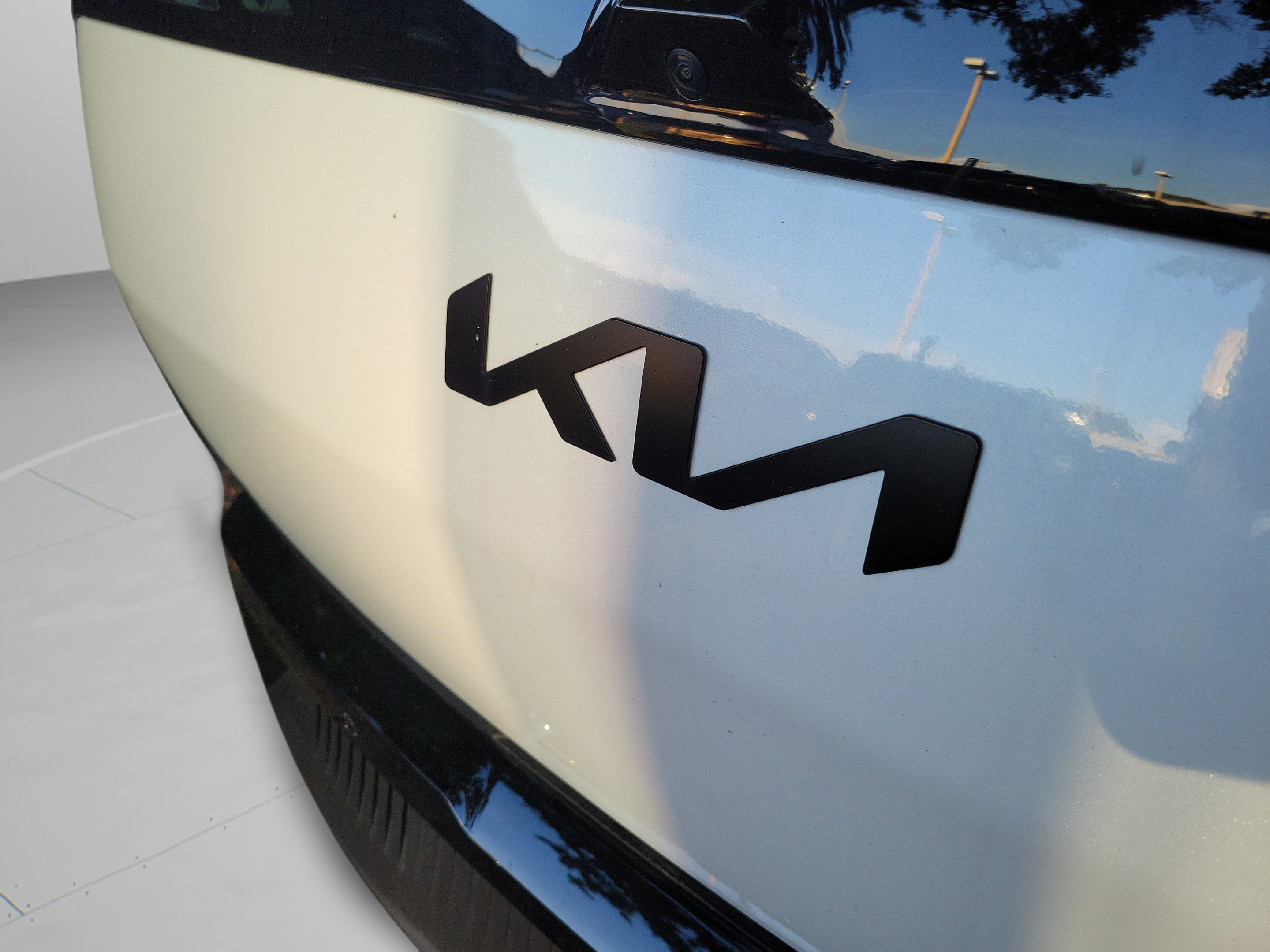 New 2027 Kia EV3 Land FWD image 29