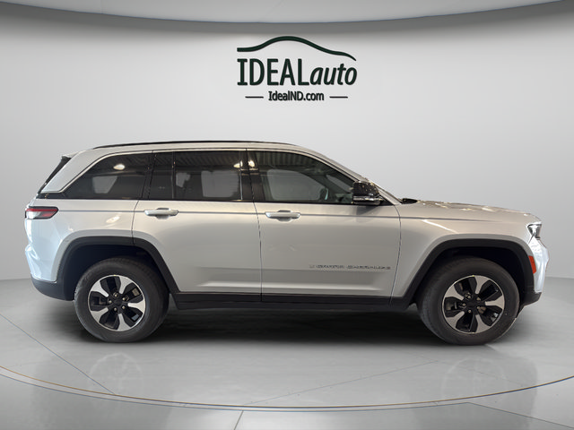 Used 2024 Jeep Grand Cherokee Limited 4xe AWD/4WD image 4