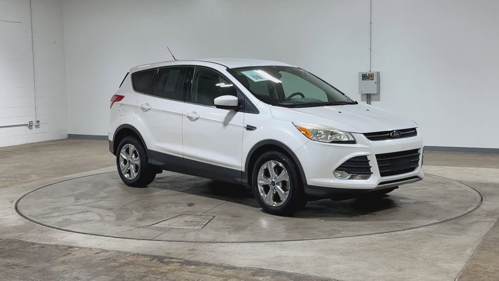 Used 2014 Ford Escape SE FWD image 2