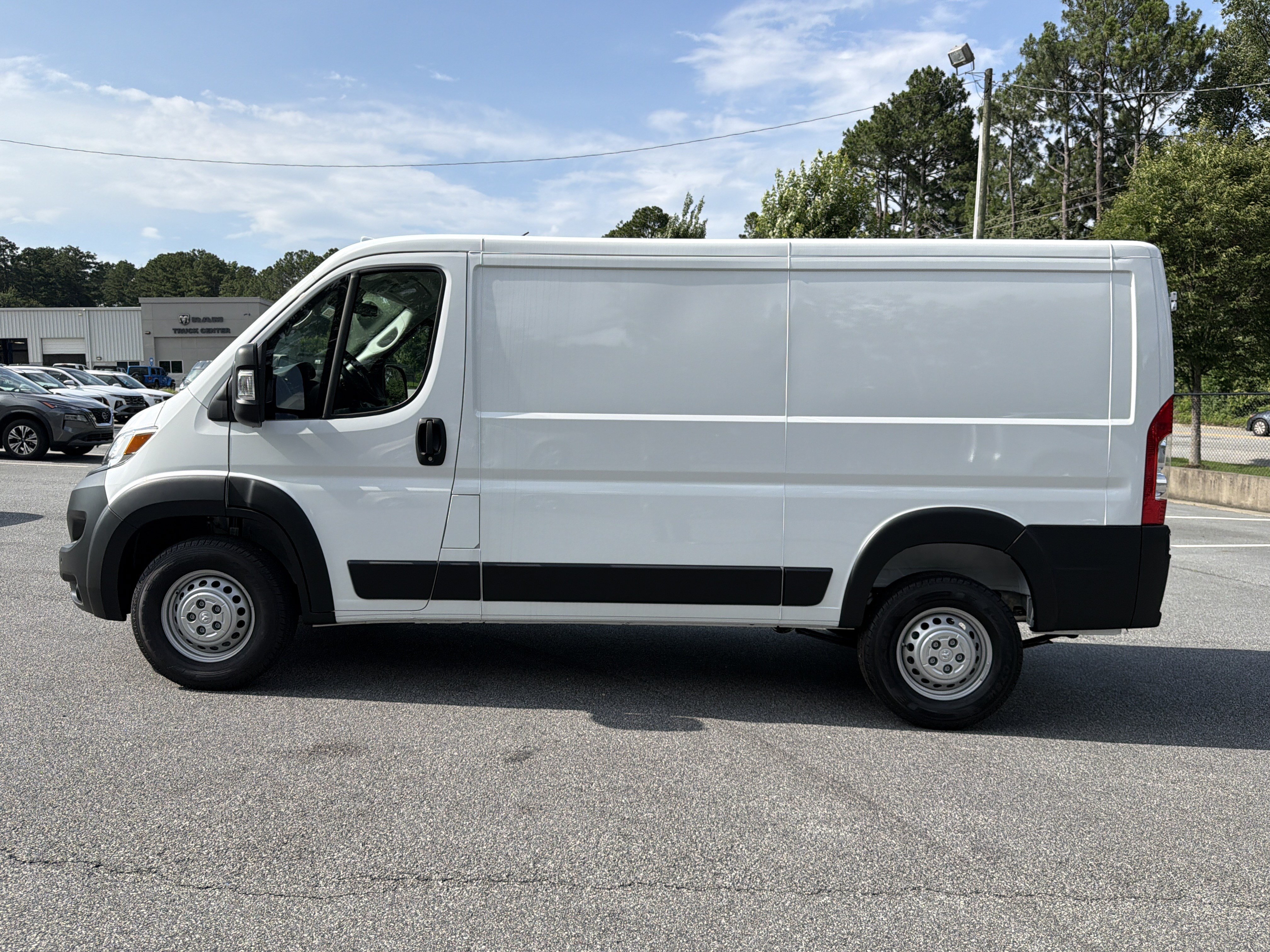 New 2026 RAM ProMaster 1500 w/ Safety Group FWD image 4
