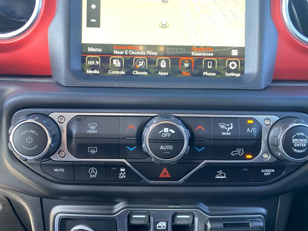 Used 2020 Jeep Gladiator Rubicon AWD/4WD image 16