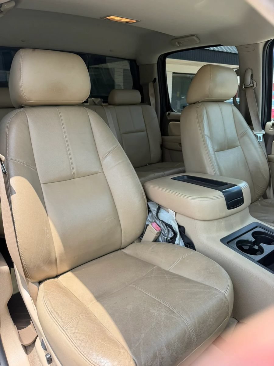 Used 2011 Chevrolet Silverado 3500 LTZ w/ LTZ Plus Package AWD/4WD image 20
