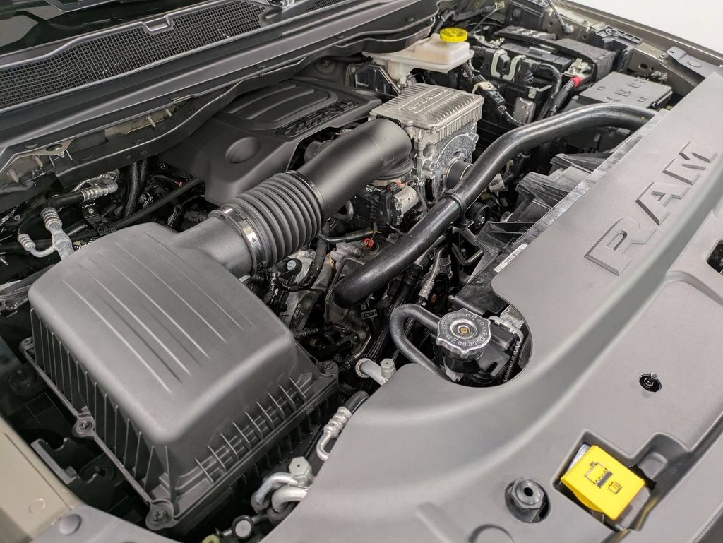 Used 2026 RAM 1500 Big Horn AWD/4WD image 32