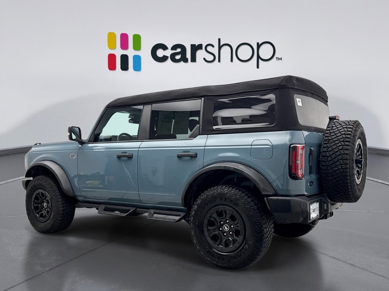 Used 2023 Ford Bronco Wildtrak image 3