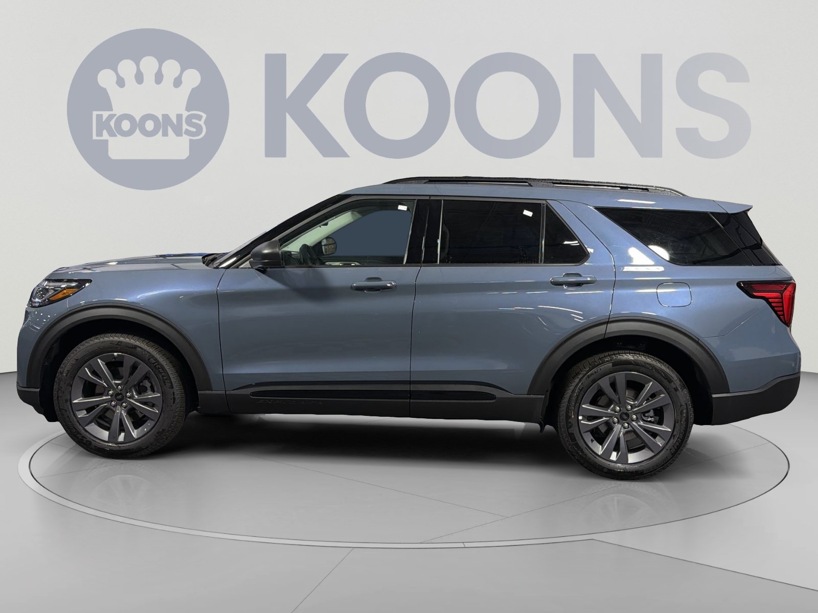 New 2026 Ford Explorer Active w/ Active Comfort Package AWD/4WD image 2