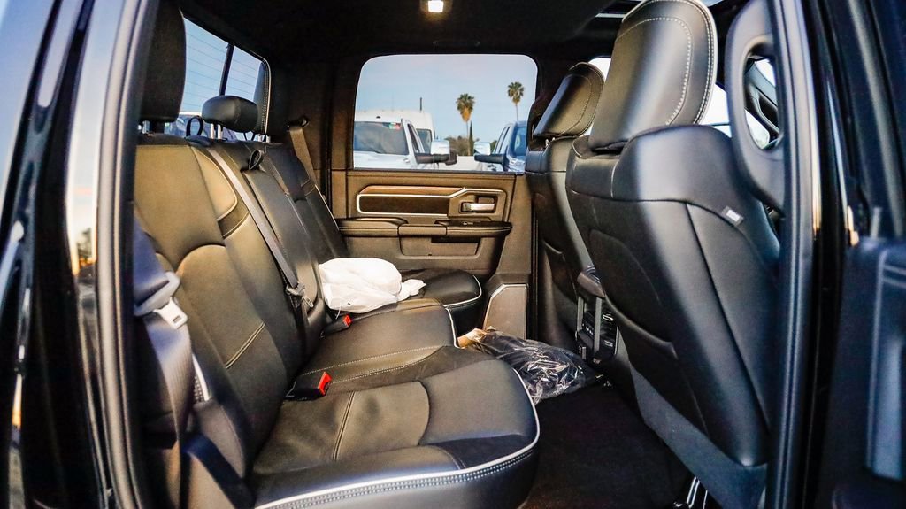 New 2026 RAM 2500 Laramie AWD/4WD image 20