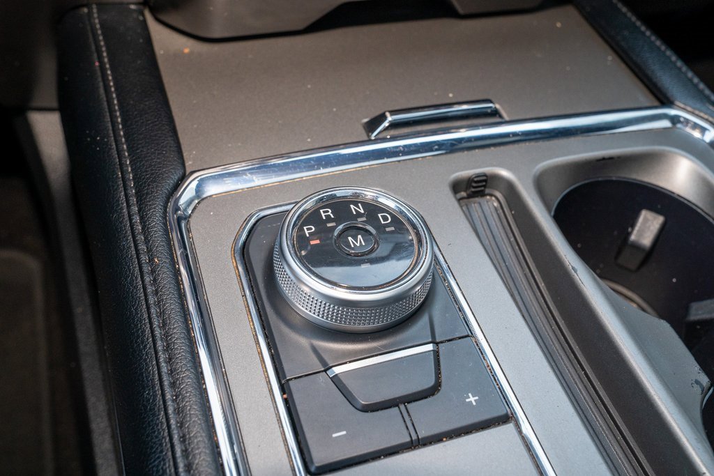 Used 2020 Ford Expedition XLT w/ Equipment Group 202A image 13