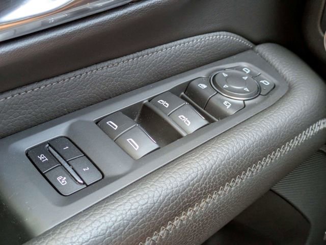 Used 2021 GMC Yukon Denali AWD/4WD image 29