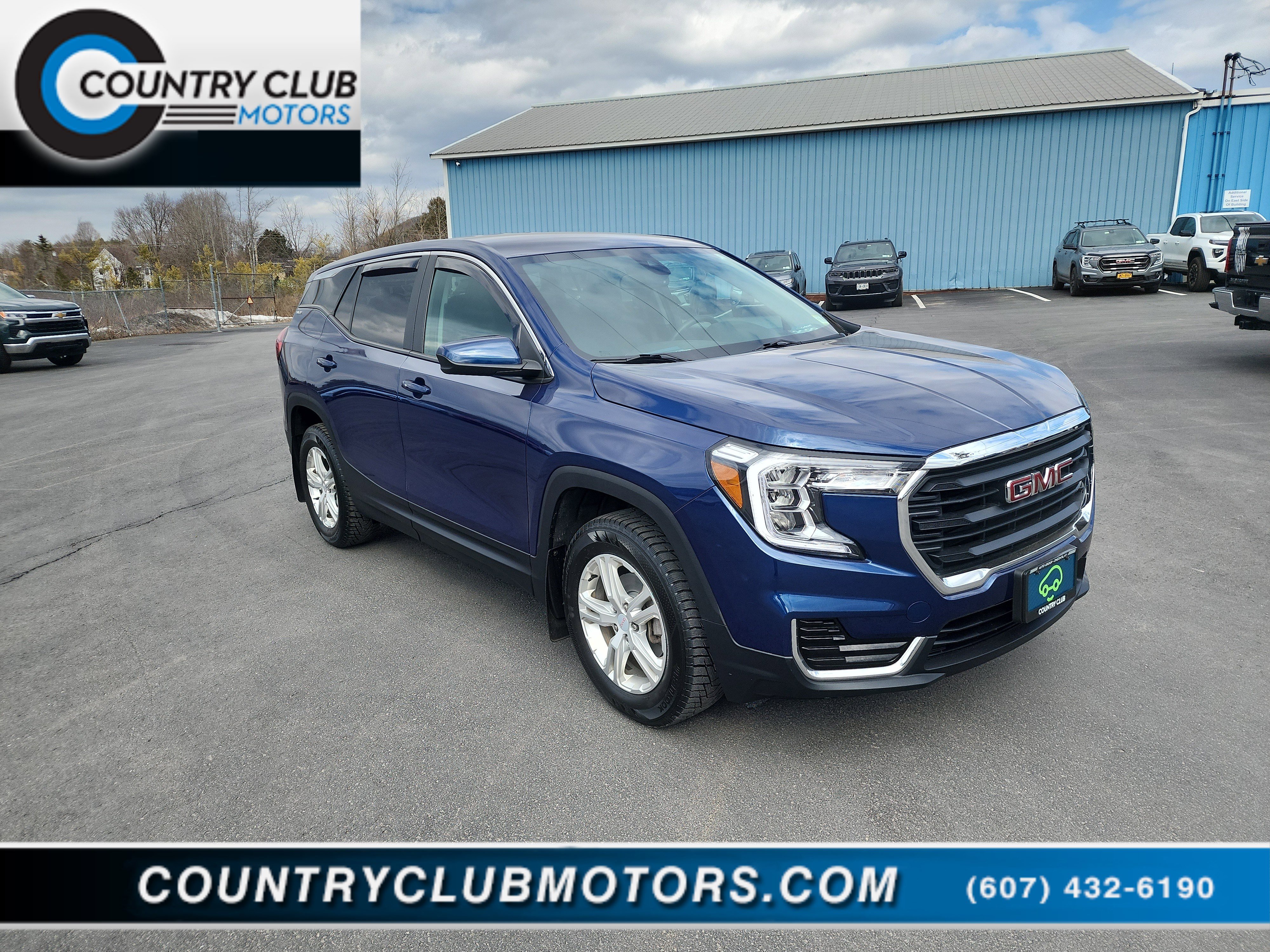 Certified 2022 GMC Terrain SLE AWD/4WD image 1